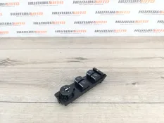 Блок управления стеклоподъемниками Ford Focus 3 2011 1690868 CB8 1.6 PNDA