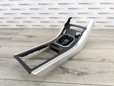 Консоль центральная Land Rover Range Rover Evoque 2013 LR033422 L538 2.2 224DT