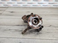 Кулак поворотный Ford Focus 3 2011 1702854 CB8 1.6 PNDA, передний правый