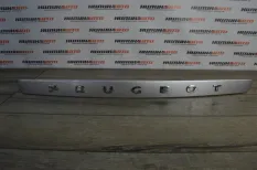 Накладка крышки багажника Peugeot 308 2010 8742T5 УНИВЕРСАЛ 4E 1.6 5FE (EP6CDT)