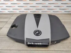 Накладка двигателя Mercedes W212 2009 A6420103567 СЕДАН 3.0 CDI 642.850