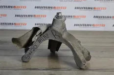 Кронштейн двигателя Audi A4 B8 2009 8K0199308BE УНИВЕРСАЛ 8K5 2.0 TDI CAGA, передний правый