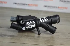 Фланец системы охлаждения Volkswagen Passat B6 2010 03L121132Q УНИВЕРСАЛ 3C5 2.0 TDI CBAB