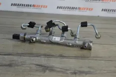 Рампа топливная Skoda Octavia A7 2013 04L130089B ЛИФТБЕК 2.0 TDI CKFC