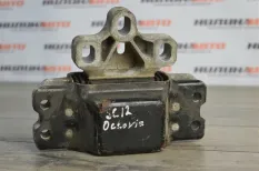 Подушка двигателя Skoda Octavia A5 2007 1K0199555Q СЕДАН 1Z3 2.0 BWA, левая