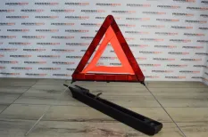 Знак аварийной остановки Mercedes W203 2003 A1688900797 КУПЕ 1.8 271.946
