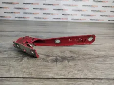 Петля капота Volkswagen Passat B5 2000 3B0823302 УНИВЕРСАЛ 3B6 1.6 AHL, правая