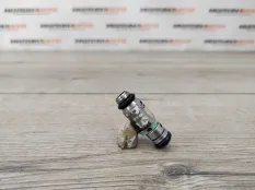 Форсунка бензин Volkswagen Golf 5 2005 036906031G ХЭТЧБЕК 1K1 1.4 BCA