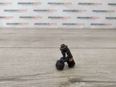 Форсунка бензин Skoda Roomster 2007 03C906031 МИНИВЭН 5J7 1.6 BTS