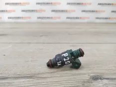 Форсунка бензин VOLKSWAGEN Golf 4 1999 037906031AA ХЭТЧБЕК 1J1 1.6 AEH