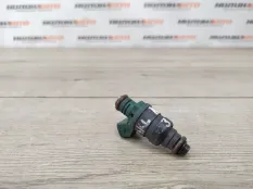 Форсунка бензин VOLKSWAGEN Golf 4 2001 037906031AA ХЭТЧБЕК 1J1 1.6 AEH