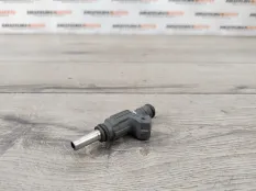 Форсунка бензин Audi A6 C5 1999 06B133551B СЕДАН 4A2 1.8 APU