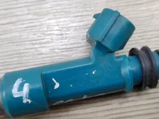 Форсунка бензин Mazda 3 BL 2009 ZJ2013250 ХЕТЧБЭК 1.6 Z6