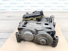 Модуль балансирных валов Kia Sorento 2012 233002F010 XM 2.2 CRDI D4HB