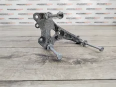 Кронштейн компрессора кондиционера Citroen C4 (2) 2012 6453YH 1.6 5FS (EP6C)