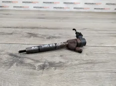 Форсунка дизель Kia Soul 2015 338002A900 2 1.6 CRDI D4FB
