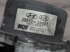 Вакуумный насос Kia Soul 2015 288102A101 2 1.6 CRDI D4FB