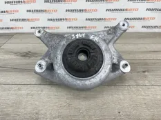 Опорный кронштейн амортизатора Audi A4 B8 2011 8K0412392F УНИВЕРСАЛ 8K5 2.0 TDI CAGA, передний правый