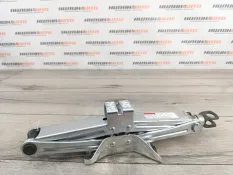 Домкрат Suzuki SX4 2011 8991355LV0 ХЕТЧБЭК 1.6 M16A