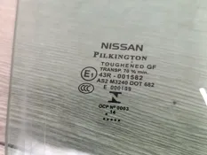 Стекло двери Nissan Qashqai 2014 803004EA0A J11 1.5 K9K 636, переднее правое