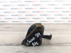 Кронштейн двигателя Suzuki SX4 2009 1176179J00 YA21S 1.6 M16A, передний