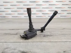 Катушка зажигания Suzuki SX4 2009 3340065G02 YA21S 1.6 M16A