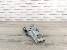 Кронштейн замка капота Suzuki SX4 2009 5824080J00 YA21S 1.6 M16A