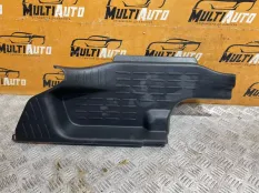 Накладка порога задняя левая Toyota Highlander 3