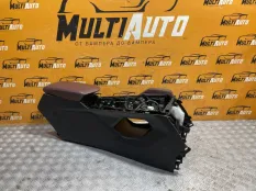 Подлокотник Geely Monjaro KX11 JLH-4G20TDB 2022-