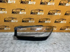 Стекло фары переднее левое BMW 5 Series G30 2020-