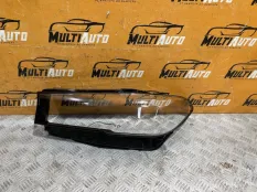 Стекло фары переднее левое BMW 5 Series G30 2020-