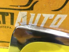 Хром крышки багажника задний правый Lexus LX 3