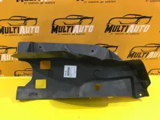 Пыльник бампера задний правый Toyota Land Cruiser