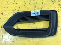 Накладка противотуманной фары передняя левая