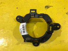 Кронштейн противотуманной фары передний правый