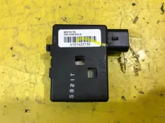 Блок управления бесключевым доступом Mitsubishi