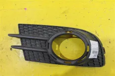 Накладка противотуманной фары передняя правая