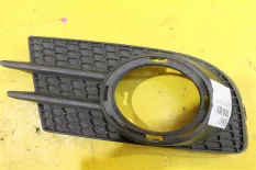 Накладка противотуманной фары передняя правая