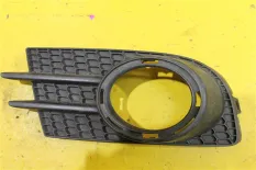 Накладка противотуманной фары передняя правая