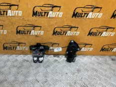 Замок крышки багажника задний Geely Monjaro KX11