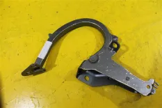 Петля крышки багажника правая Skoda Superb 2