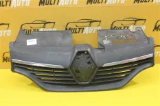 Решетка радиатора Renault Logan 2 2012-2018