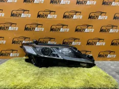 Фара передняя правая Toyota Camry 70 2017-