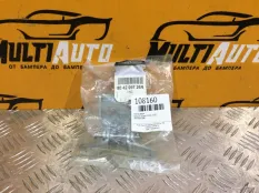 Петля двери Renault Duster 1 2010-2020