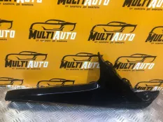 Накладка крышки багажника задняя правая Toyota