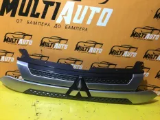 Решетка радиатора Mitsubishi Outlander 3 2018-