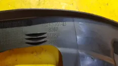 Накладка стекла двери передняя левая Jeep Cherokee