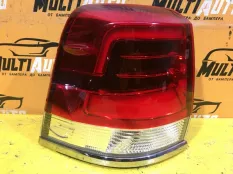 Фонарь левый Toyota Land Cruiser 200 2015-2021