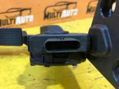 Педаль газа Mercedes GLE W166