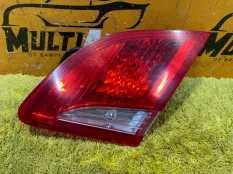 Фонарь внутренний правый Peugeot 408 1 2012-2017
